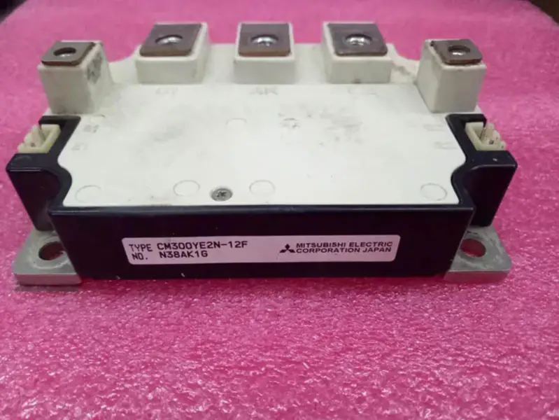 CM300YE2N-12F