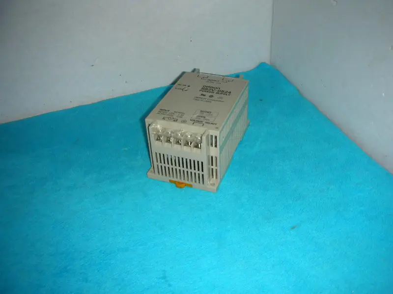 OMRON S82V-0524