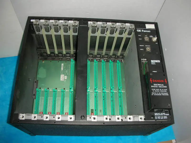 GE IC600CP620L+IC660PM500L
