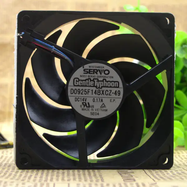 SERVO GentleTyphoon D0925F14BXCZ-49 9CM 14V 0.17A ventilátor