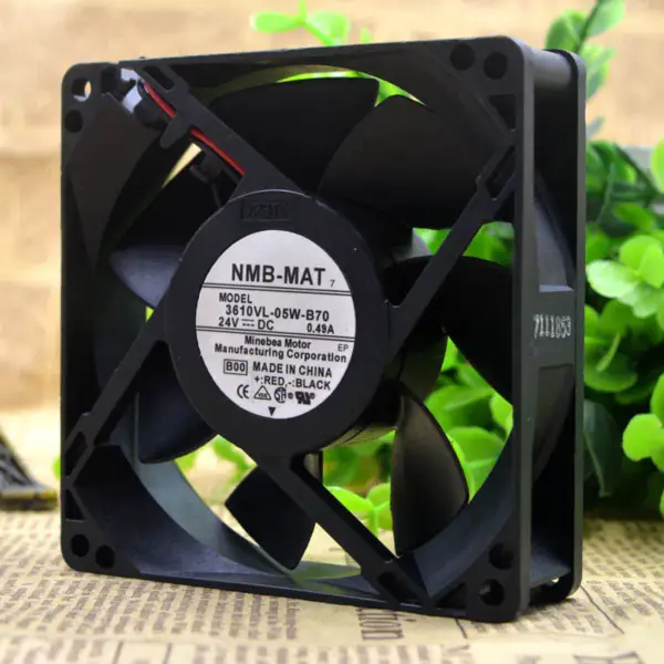 NMB 9CM 9025 9225 24V 0.49A 3610VL-05W-B70 ventilátor
