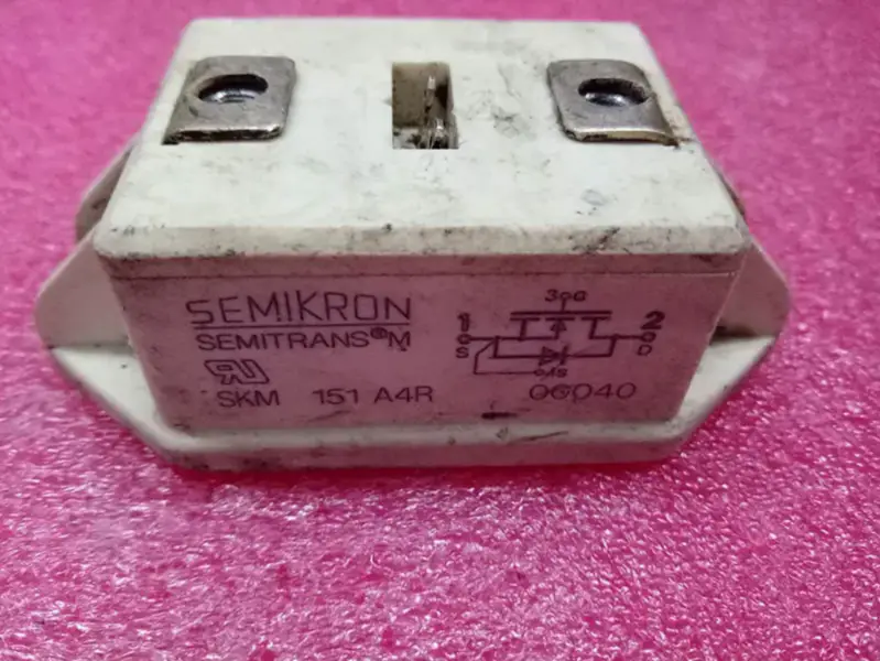 SKM151A4R