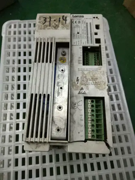 LENZE EVF8218-E 11KW