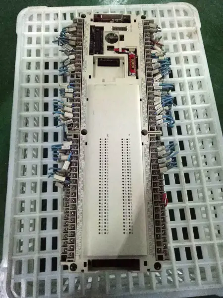 PLC FX2-128MR