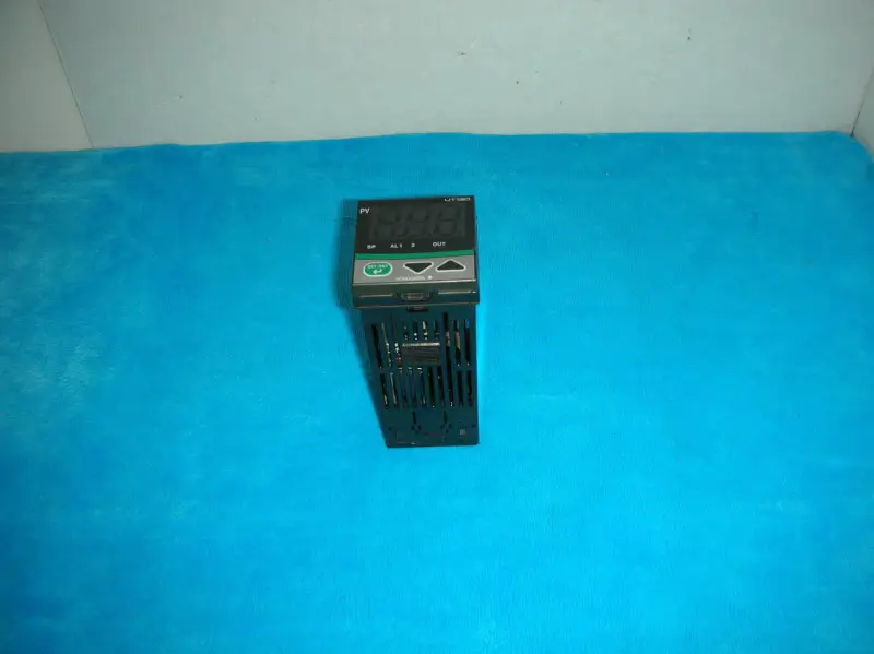 UT130 UT130-RN