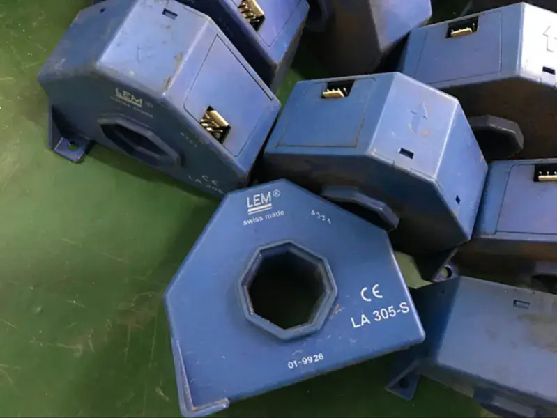 LA305-S