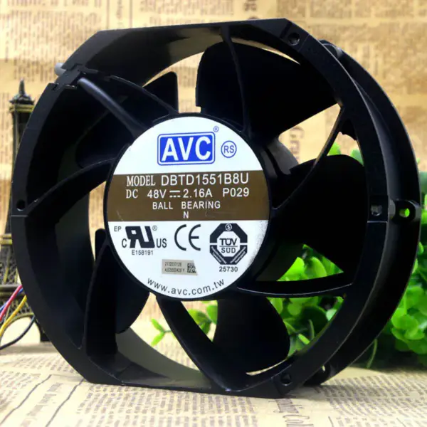 AVC DBTD1551B8U 48V 2,16A 4vodičový pwm ventilátor