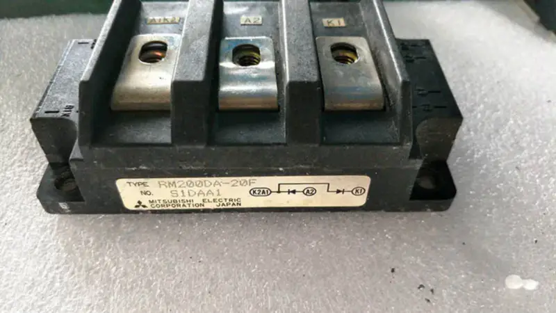 RM200DA-20F