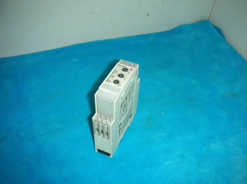 CARLO GAVAZZI DPB01CM48