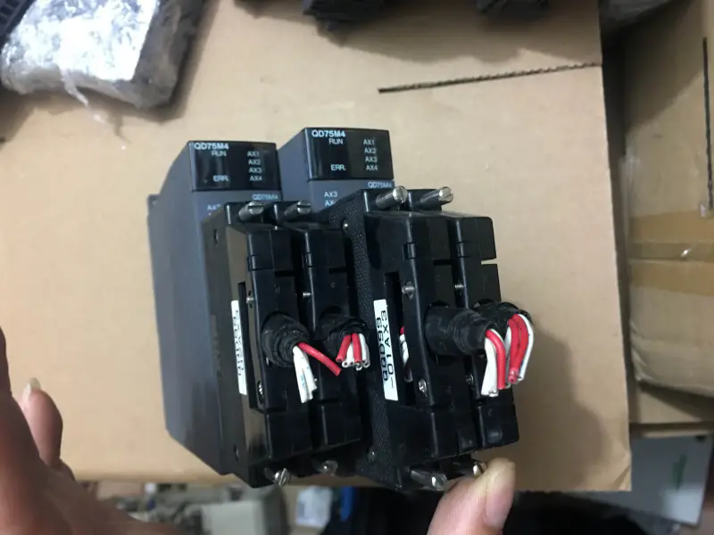 Mitsubishi 9 Q QD75M4