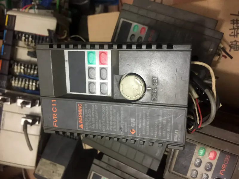 FUJI FVR0.75C11S-2 78 3PH220V 0,75KW