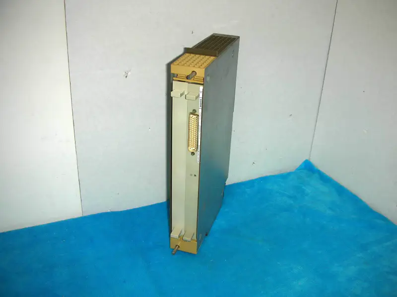 SIEMENS 6ES5324-3UA12+6ES5491-0LB11
