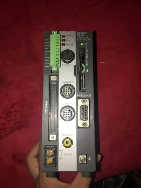 OMRON F210-C10