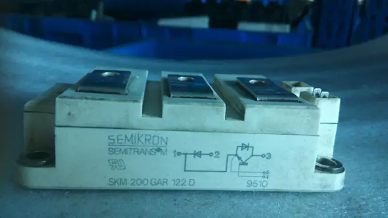 SKM200GAR122D