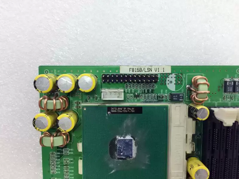 F815B/LSN V1.1 Průmyslová základní deska s CPU RAM a FAN