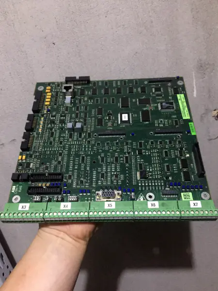 SDCS-CON-4 ABB DCS800 K 9
