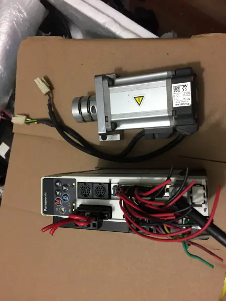 Nový Panasonic MBDDT2210 MSMD042P1U 400W
