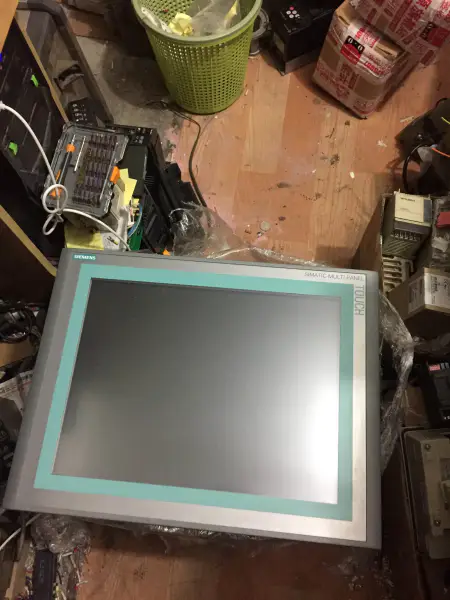 Siemens 6AV6 644-2AB01-2AX0 9,5