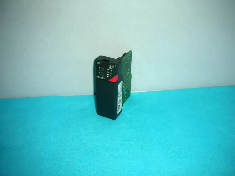 KOYO D2-08TD1