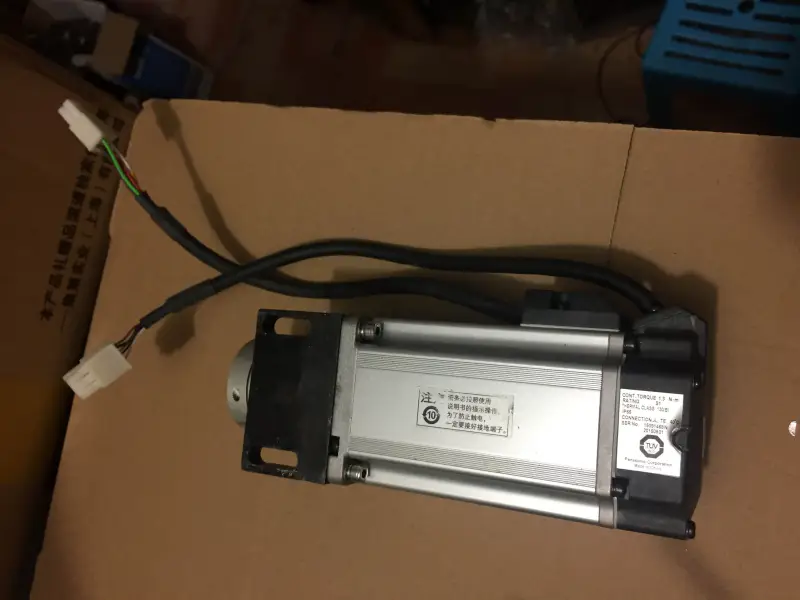 Panasonic MHMJ042G1U 8