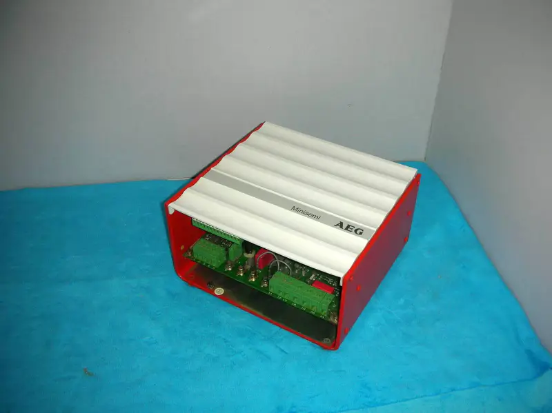 AEG Minisemi 380(415)/24