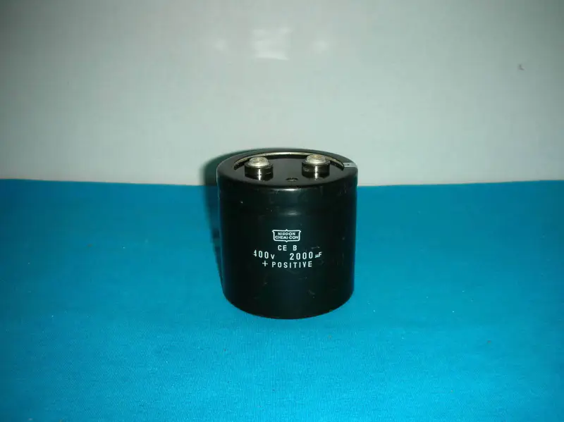 NIPPON CE B 400V 2000UF