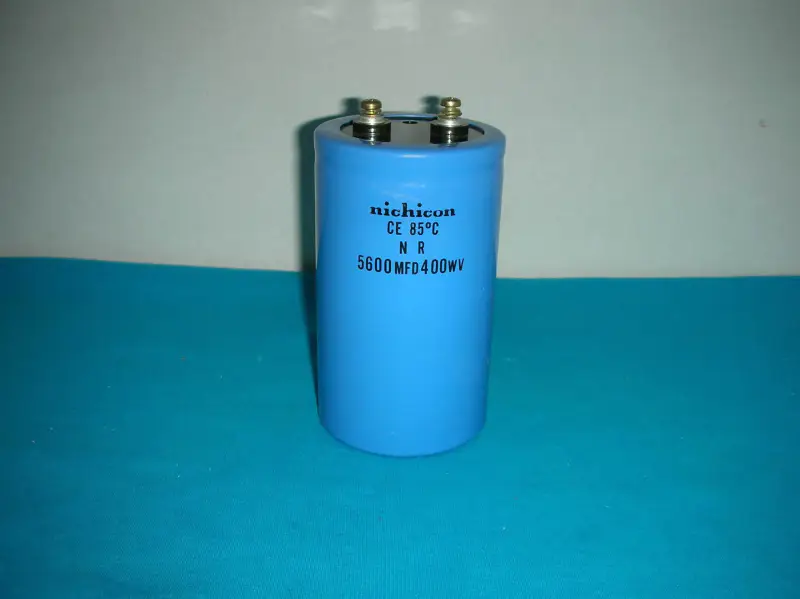 NICHICON CE 85掳C N R 5600MFD 400WV