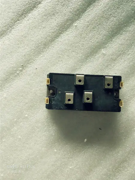 YASKAWA G7 30kw CM165YE4锛?2F