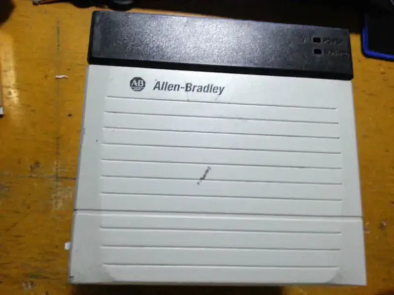 Allen-Bradley 1756-PA75R Allen-Bradley AB-PLC
