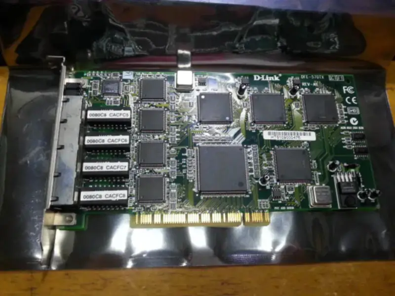 D-LINK DFE-570TX 4