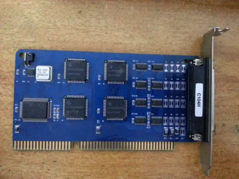 MOXA C104H/PCI RS-232