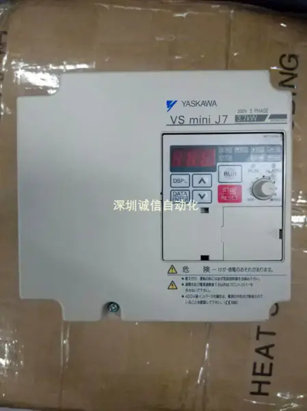 YASKAWA CIMR-J7AA23P7 220V/3,7KW