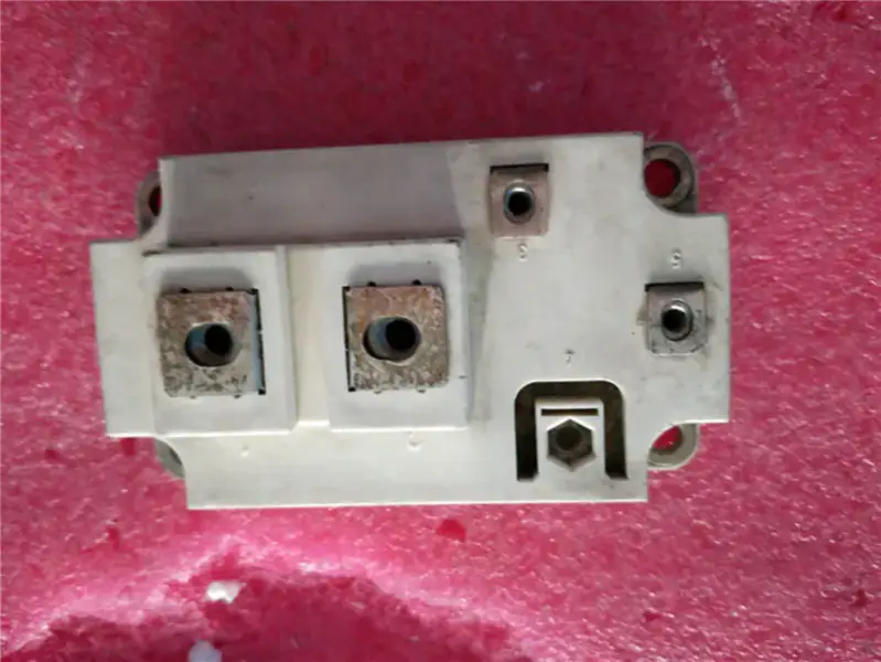 SKM600GA126D