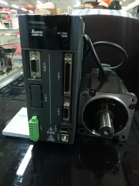 Delta 750W + ASD-A2-0721-U+ECMA-C10807SS