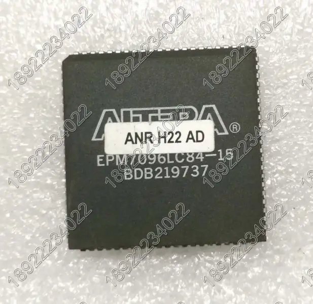 ALTERA EPM7096LC84-15