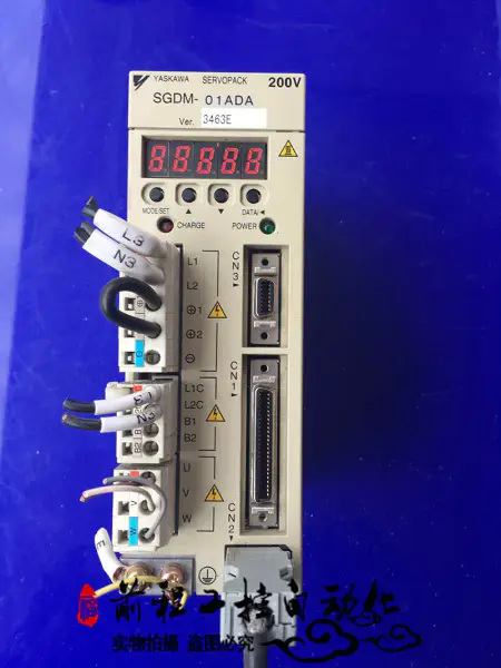 YASKAWA SGDM-01ADA