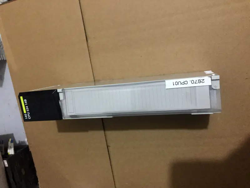 Schneider 140CPU53414B 9,5