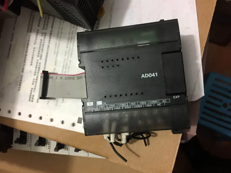 OMRON CJ1W-AD041 89
