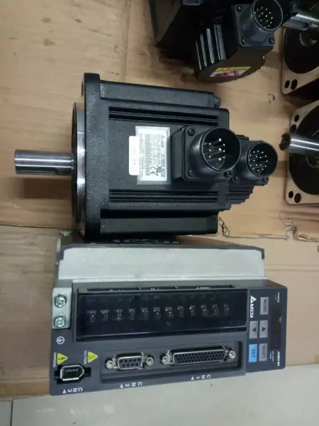 Delta ECMA-E21315RS ASD-B2-1521-B