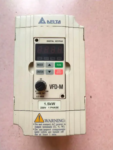 Delta VFD015M21A VFD-M 1,5 kW 220V