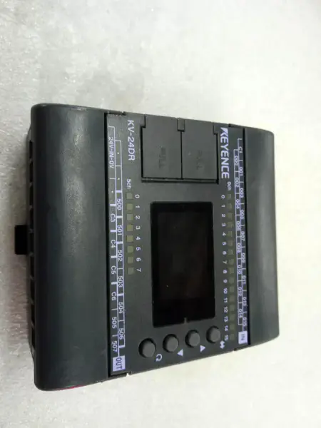 Logická řídicí jednotka keyence KV-24AR