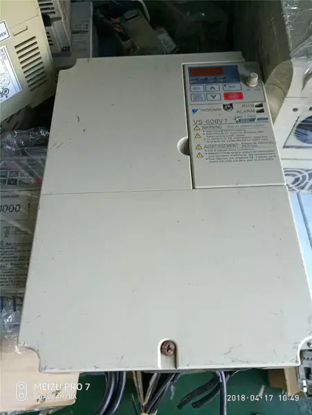 CIMR-V7AT47P5 YASKAWA 7,5KW