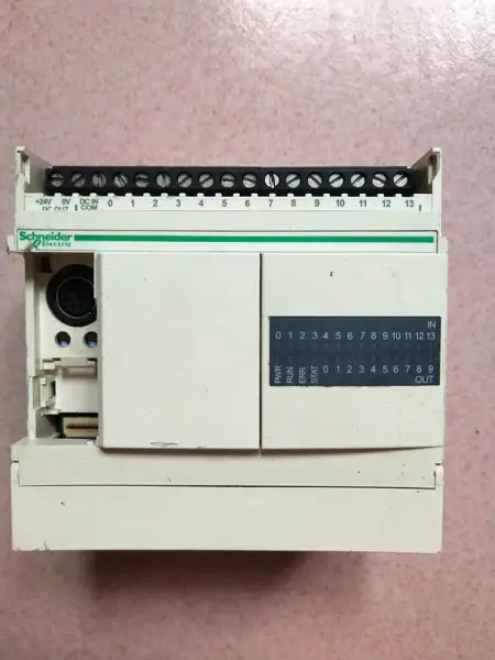 Schneider PLC TWDLCAA24DRF