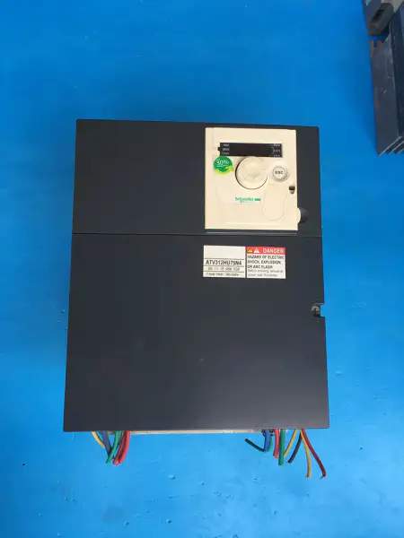 ATV312HU75N4 Schneider 92 7,5 kW/380 V