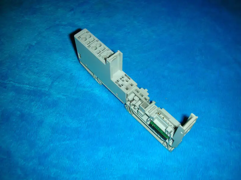 TURCK BL20-S3T-SBB