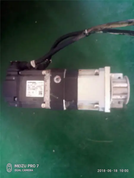Mitsubishi J3 série 200W HF-KP23