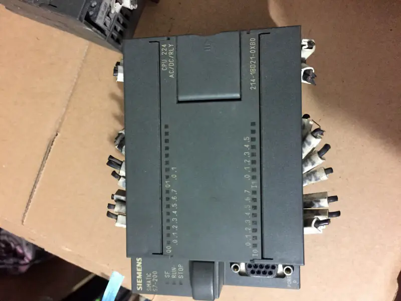 Siemens 6ES7 214-1BD21-0XB0 8