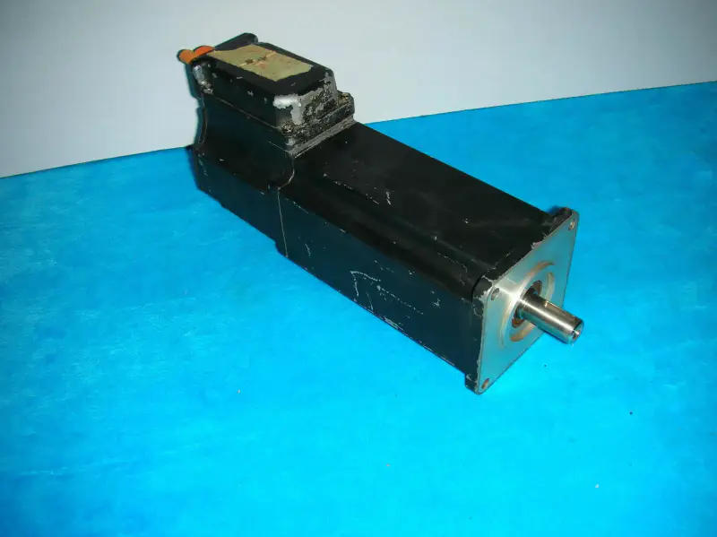 REXROTH MKD041B-144-GP0-KN 4,5 KG