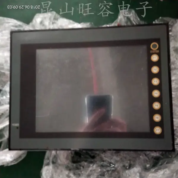 Dotykový panel FUJI UG330H-SS4