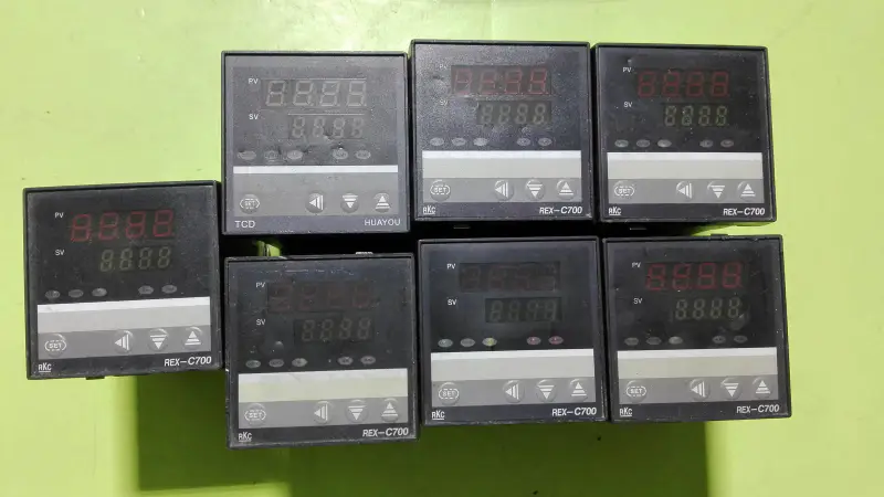 REX-C700 C700FK02-M*AN